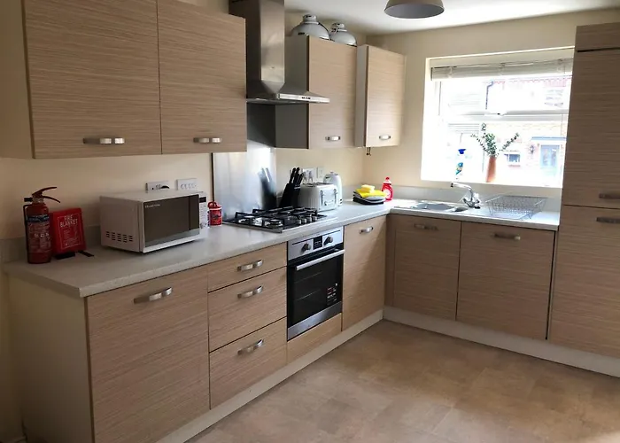 Spring House - Staycation - Perfect For Contractors & Families - 2 Parking Spaces