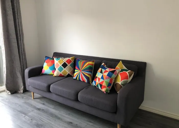 Spring House - Staycation - Perfect For Contractors & Families - 2 Parking Spaces