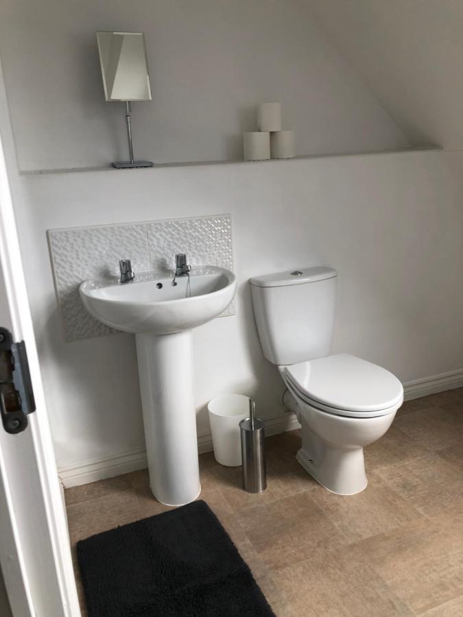 Spring House - Staycation - Perfect For Contractors & Families - 2 Parking Spaces *